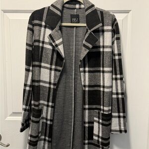 BBJ Women's Black and Gray Plaid Blazer